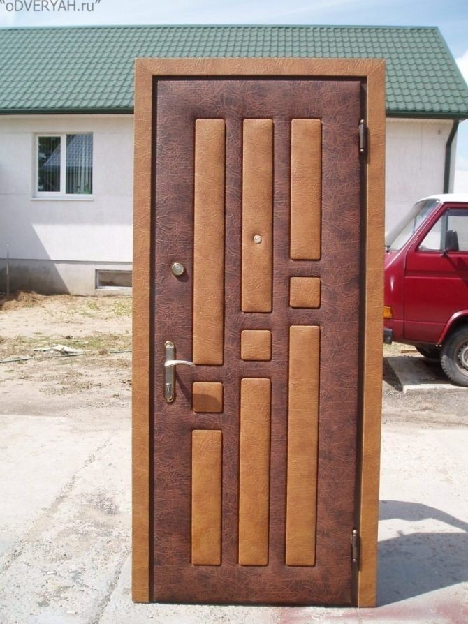Входные двери для частного дома