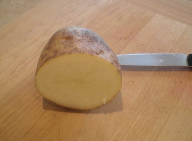 Разрезанная картошка