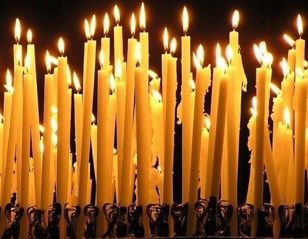 Свечи в католическом храме