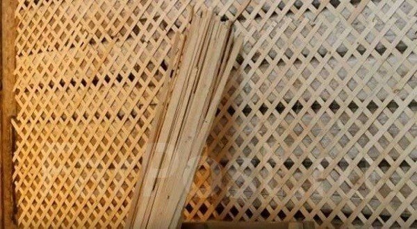 Декоративная деревянная решетка