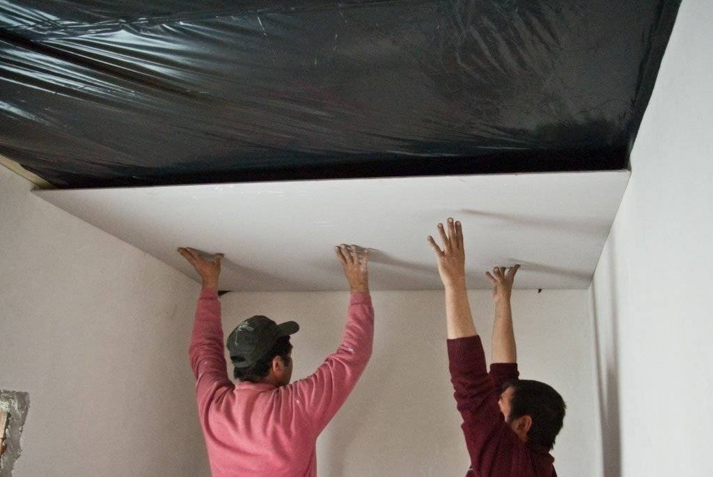 Потолок своими руками в квартире