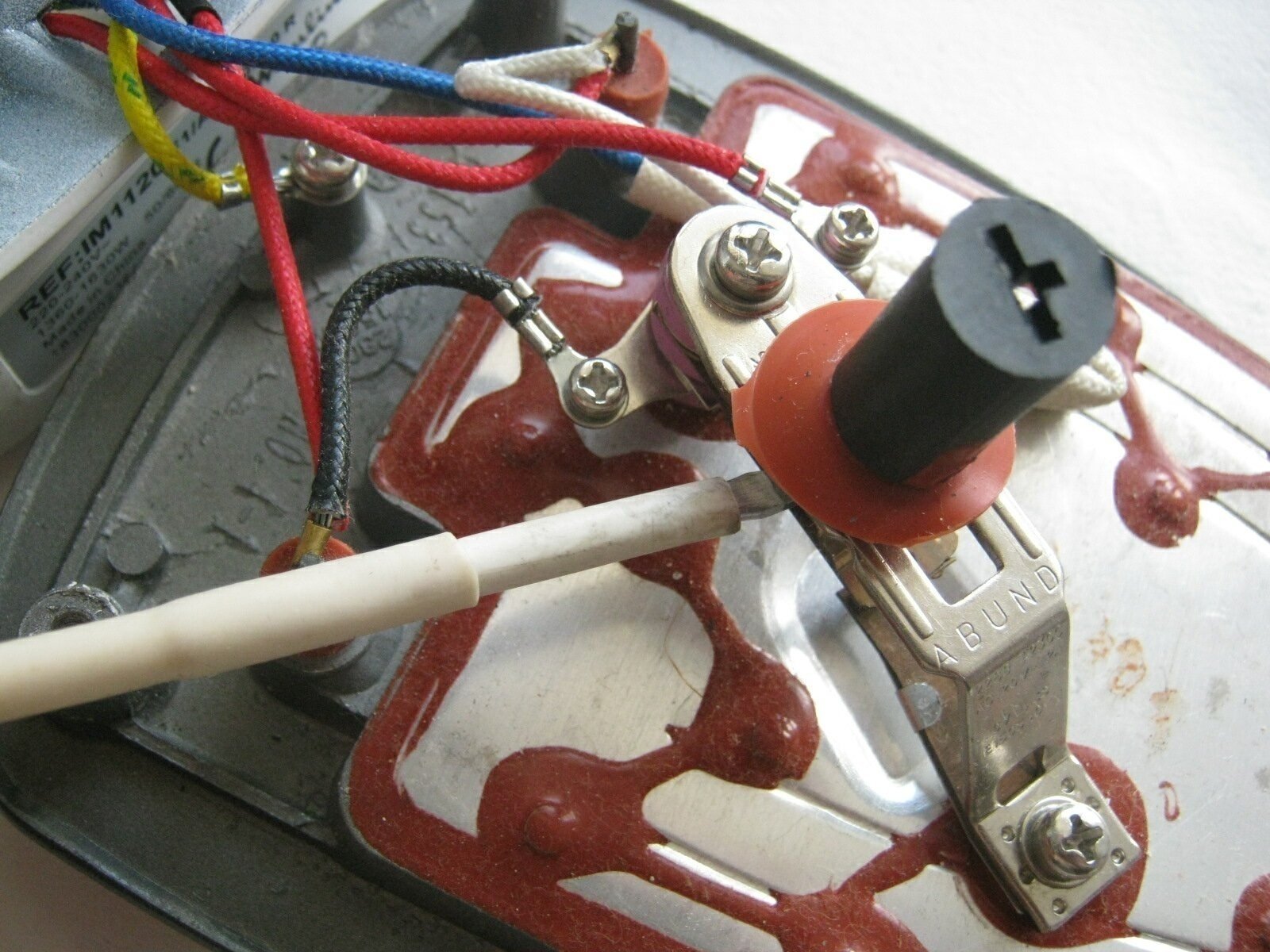 Переменный резистор для утюга