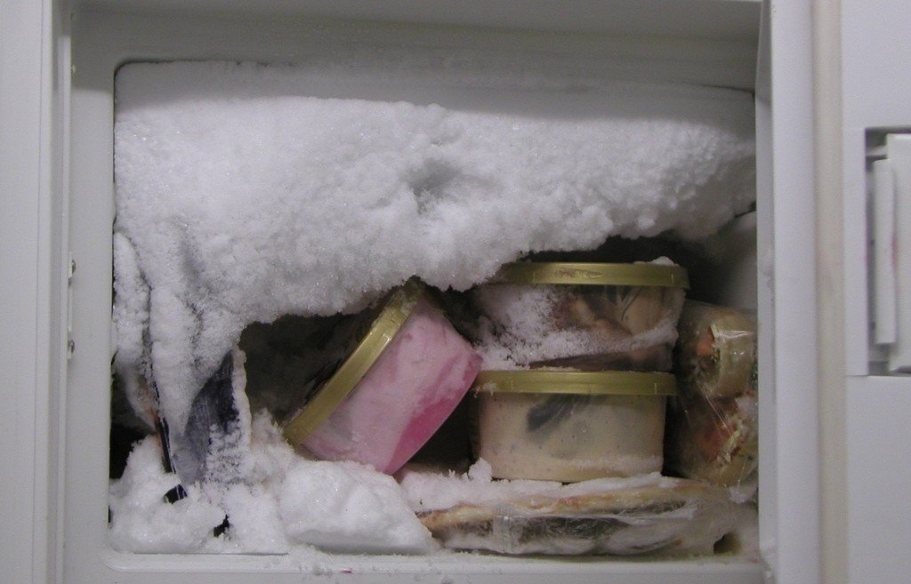 Холодильник индезит ноу фрост намерзает лед в морозилке