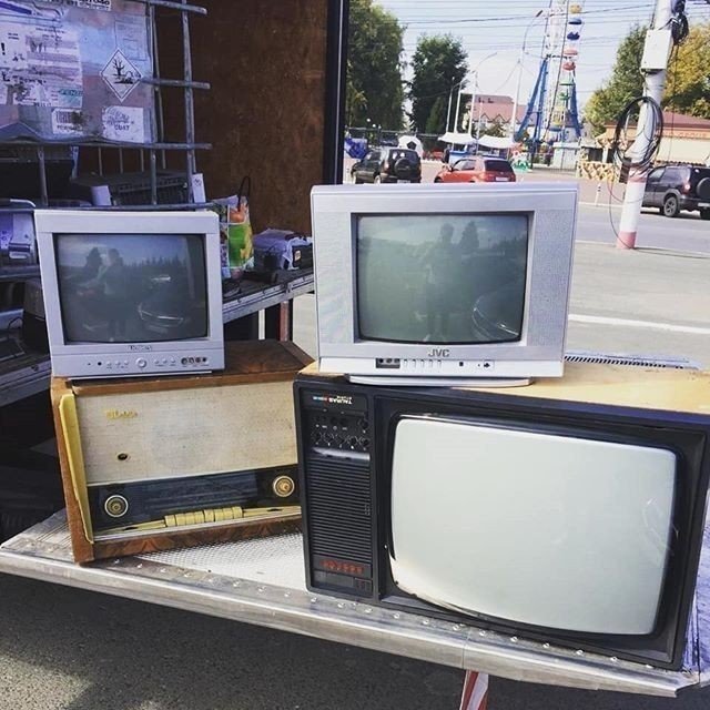 Советские телевизоры куча