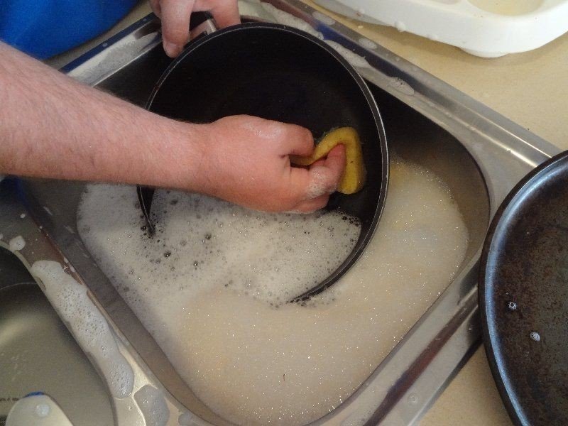 Чугунная сковорода после чистки