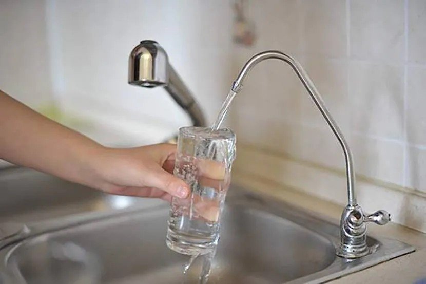 Подача питьевой воды через кран